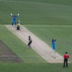 5 Tips if you fall into the TRYING TOO HARD TRAP when bowling